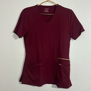 Jaanuu women’s scrub top V neck 4 pocket scrub Wine sz M